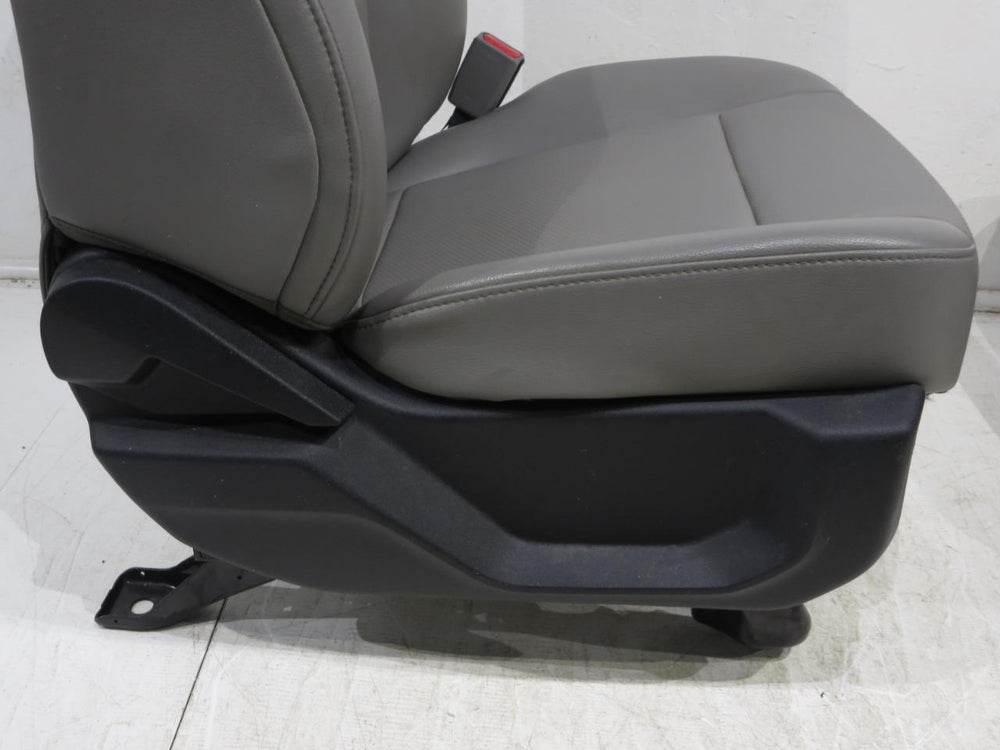 Ford F-150 Super Duty Crew Cab Vinyl Front Seats 2015 2016 2017 2018 2019 2020 | Picture # 7 | OEM Seats
