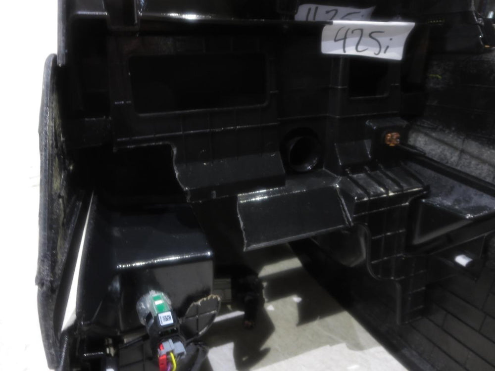 2019 - 2024 Cadillac Escalade Platinum Center Console W/ Fridge Cooler | Picture # 22 | OEM Seats