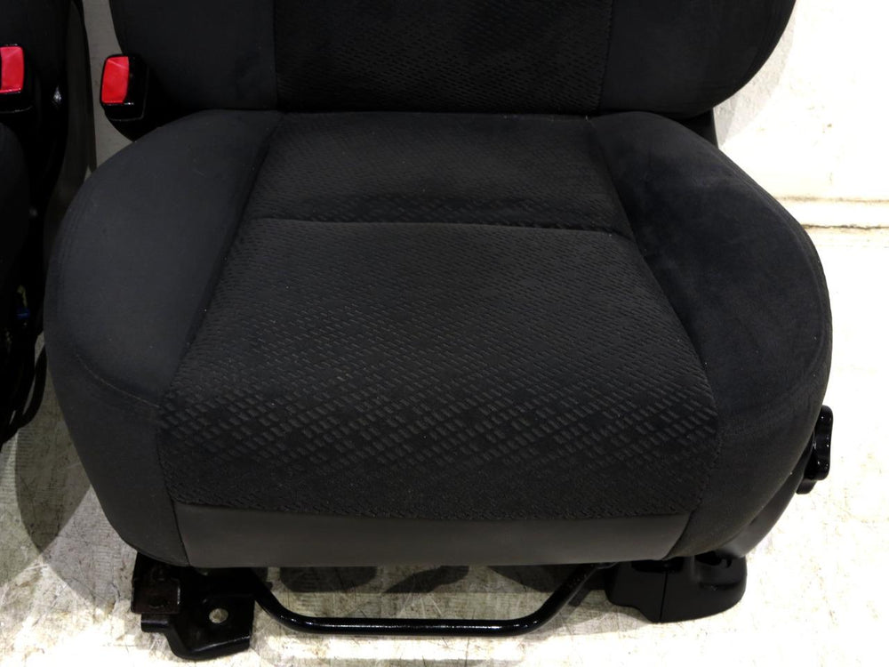 2007 - 2014 GM Silverado Sierra Tahoe Front Seats Black Cloth #519i | Picture # 4 | OEM Seats
