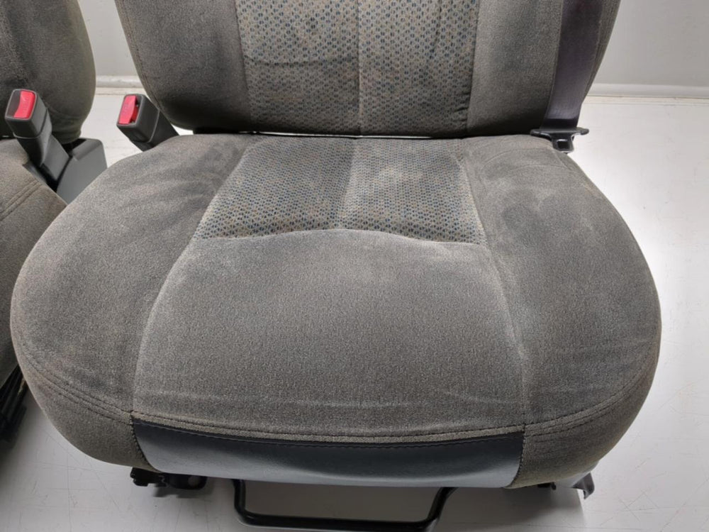 Gm Silverado Tahoe Suburban Charcoal Cloth Front Seats 2000 2003 2004 2005 2006 | Picture # 4 | OEM Seats