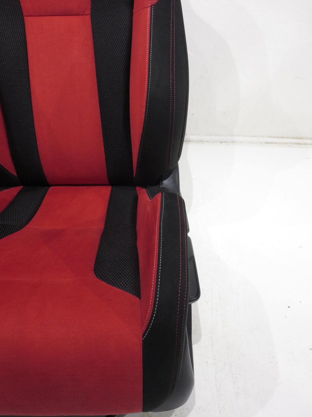 Honda Civic FK8 Type R OEM Red Black Suede Seats 2016 2017 2018 2019 2020 2021 | Picture # 8 | OEM Seats
