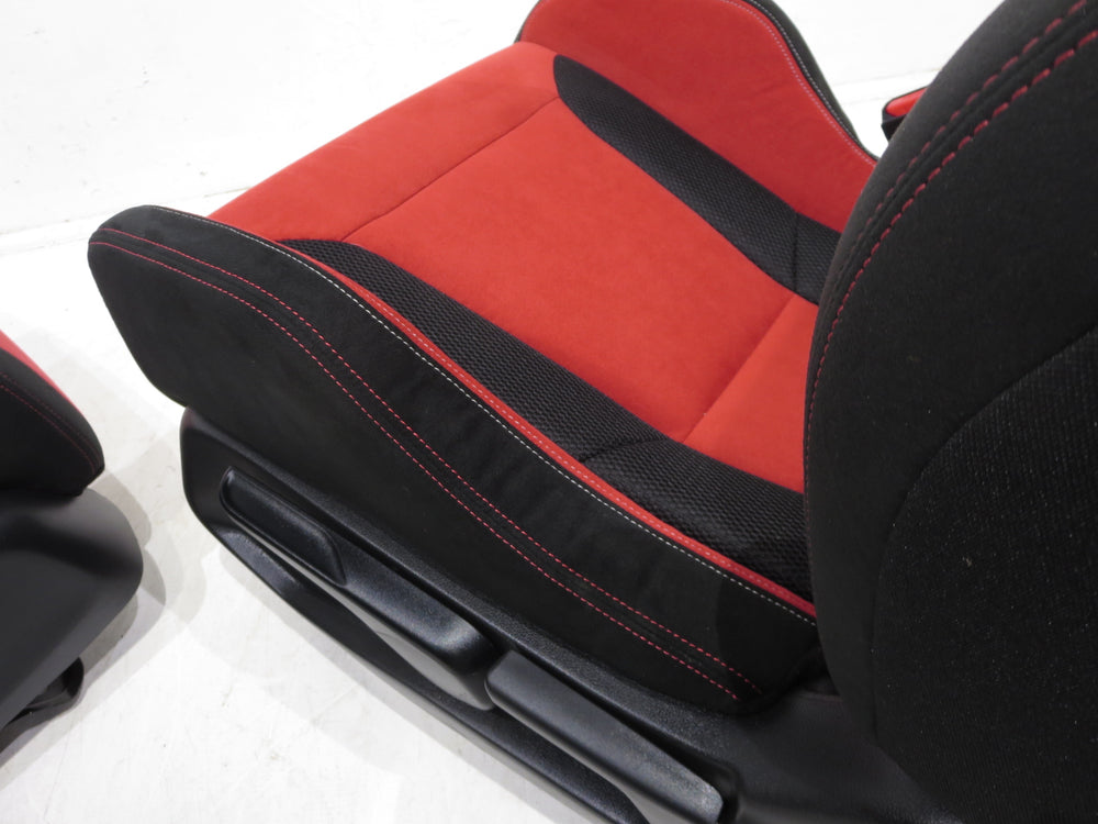 Honda Civic FK8 Type R OEM Red Black Suede Seats 2016 2017 2018 2019 2020 2021 | Picture # 15 | OEM Seats