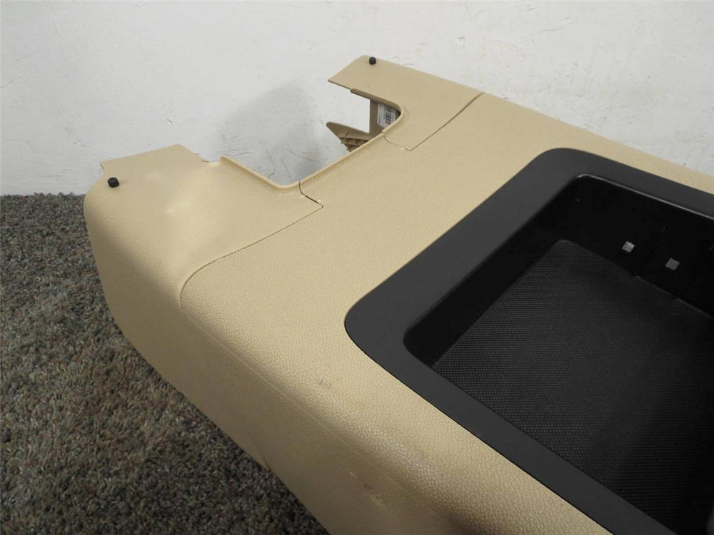 2007 - 2014 GMC Chevy Silverado Tahoe Center Console Tan #7360i | Picture # 6 | OEM Seats