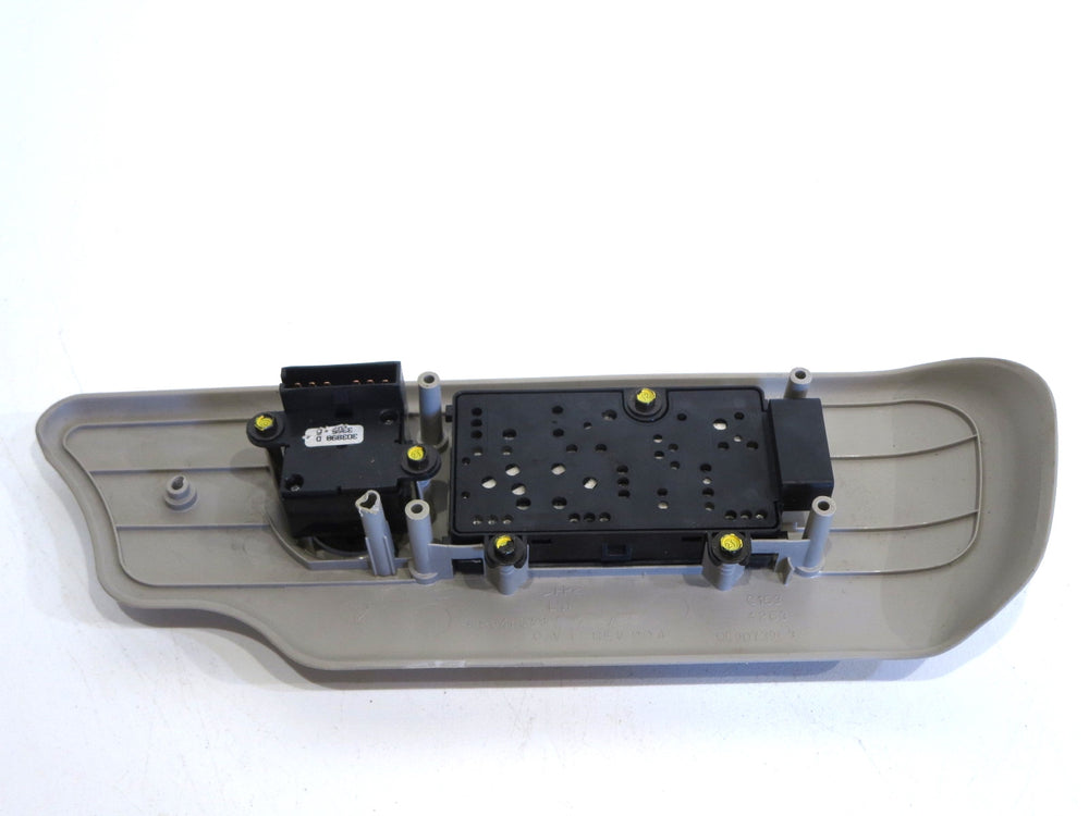 Trim Piece & Switch | GM 2003-2006 | Drivers Side | 8-Way w/ Lumbar & Bolster | Shale | Picture # 3 | OEM Seats